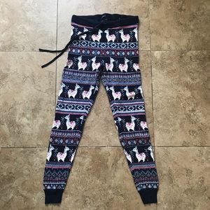 Women’s American eagle holiday PJ pants